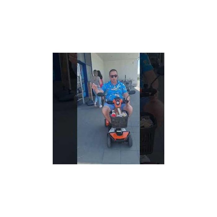 Električni skuter za invalide in starejše Mobility 210