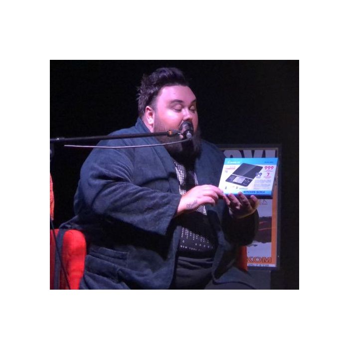 Nutricionistična tehtnica za analizo živil, Jacques Houdek