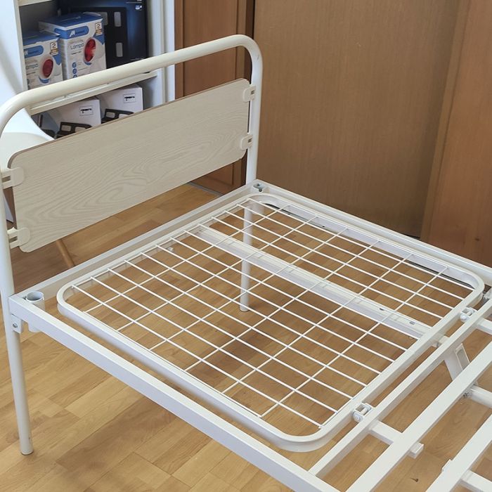 Bolečniška postelja