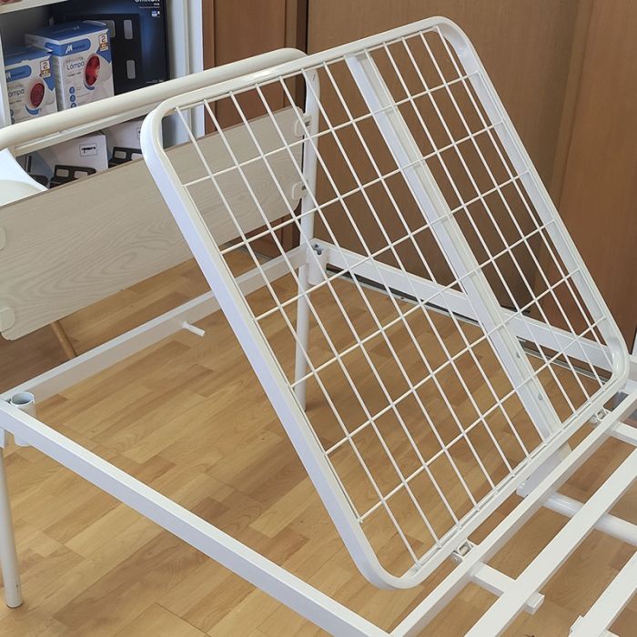 Bolniška postelja