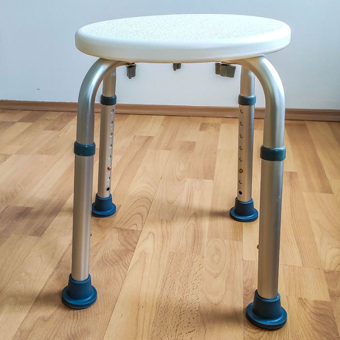 Moretti RS817 okrogli stol za prhanje