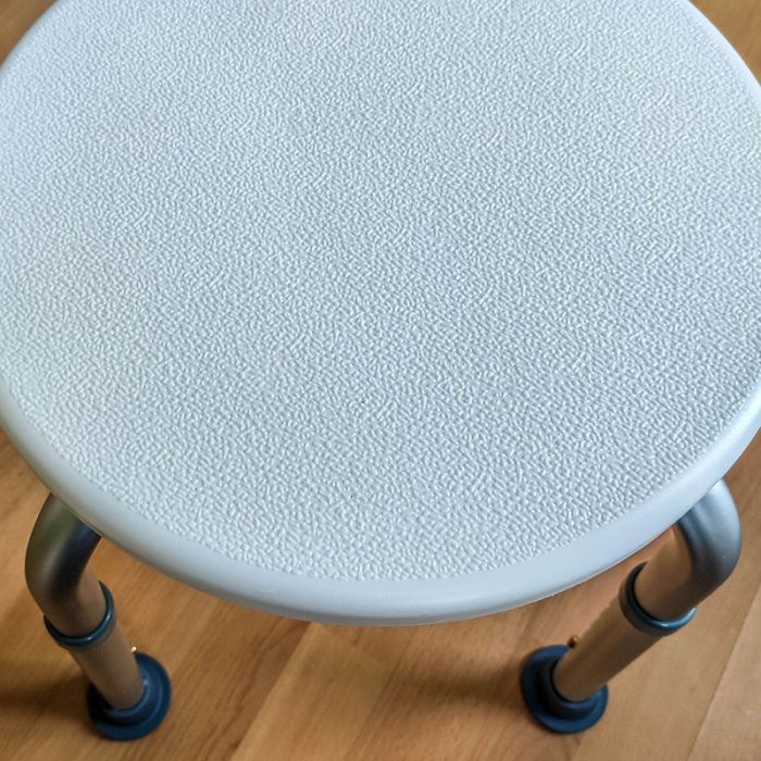 Moretti RS817 okrogli stol za prhanje
